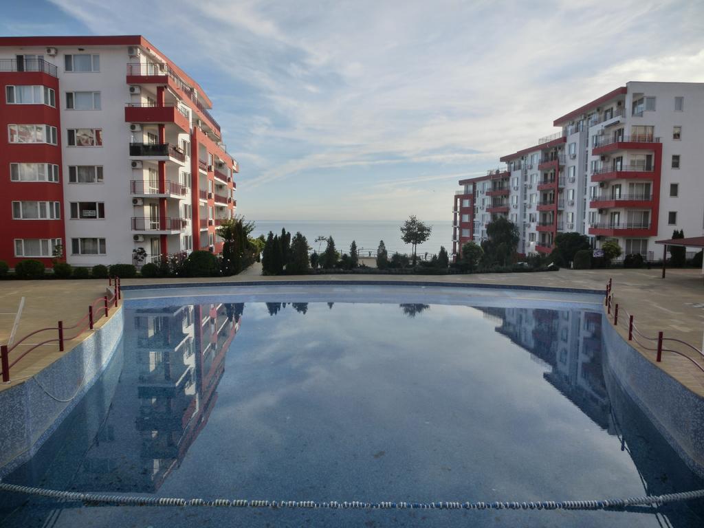 Apartment Panorama On Complex With Pools And Beach, Sveti Vlas Eksteriør billede