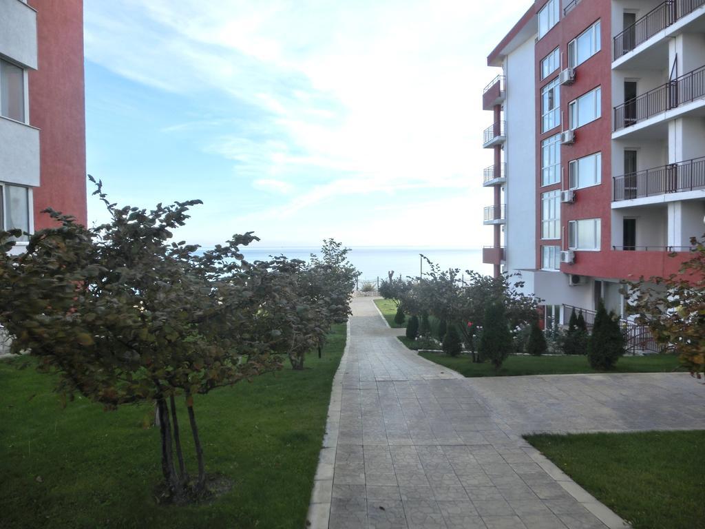 Apartment Panorama On Complex With Pools And Beach, Sveti Vlas Eksteriør billede