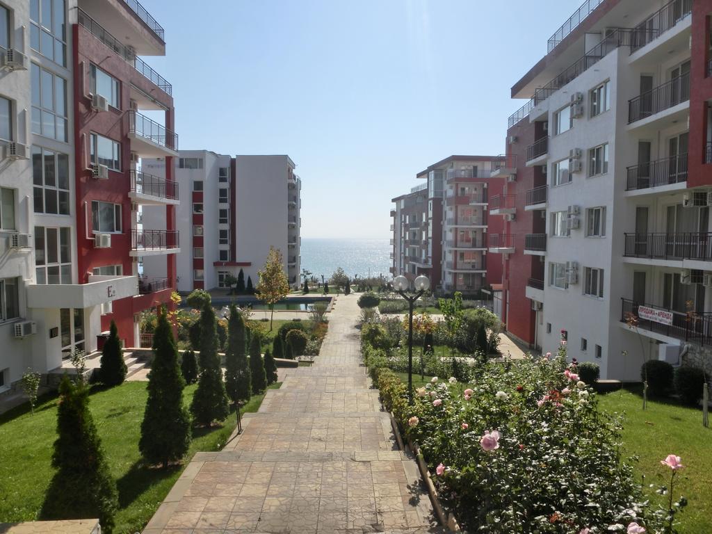 Apartment Panorama On Complex With Pools And Beach, Sveti Vlas Eksteriør billede