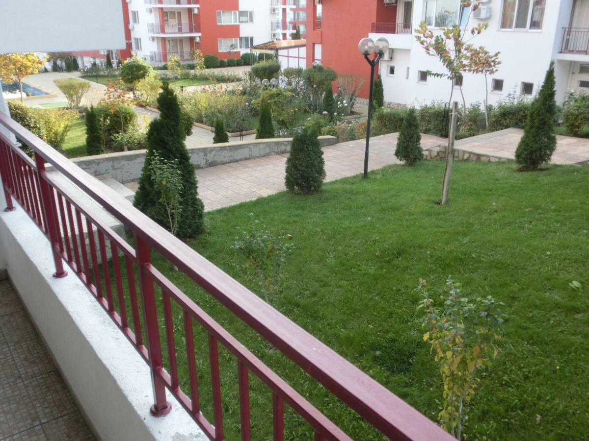 Apartment Panorama On Complex With Pools And Beach, Sveti Vlas Eksteriør billede