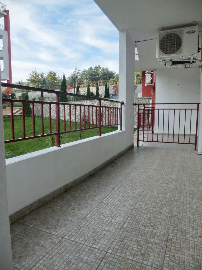 Apartment Panorama On Complex With Pools And Beach, Sveti Vlas Eksteriør billede